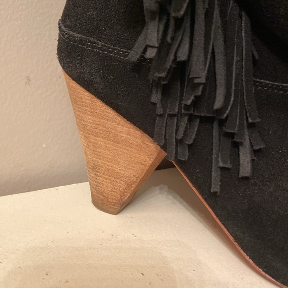 Vintage Fringed Booties - Picture 5 of 7